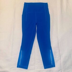 Lululemon Blue Swiftly Speed High-Rise Legging 25” with Pockets Size 2